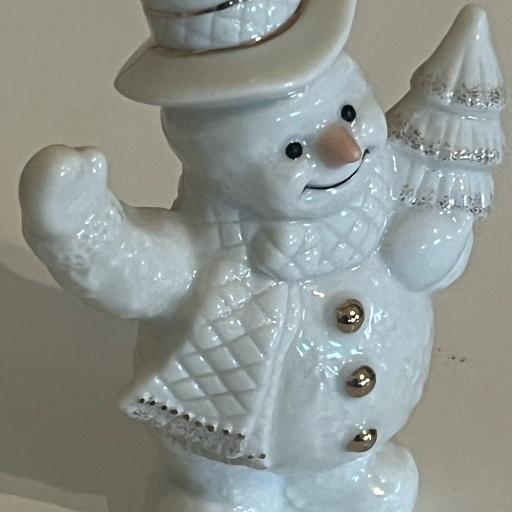 Lennox Snowman￼ Trimming Gold -3 1/2 Inches High —Porcelain Ivory White
